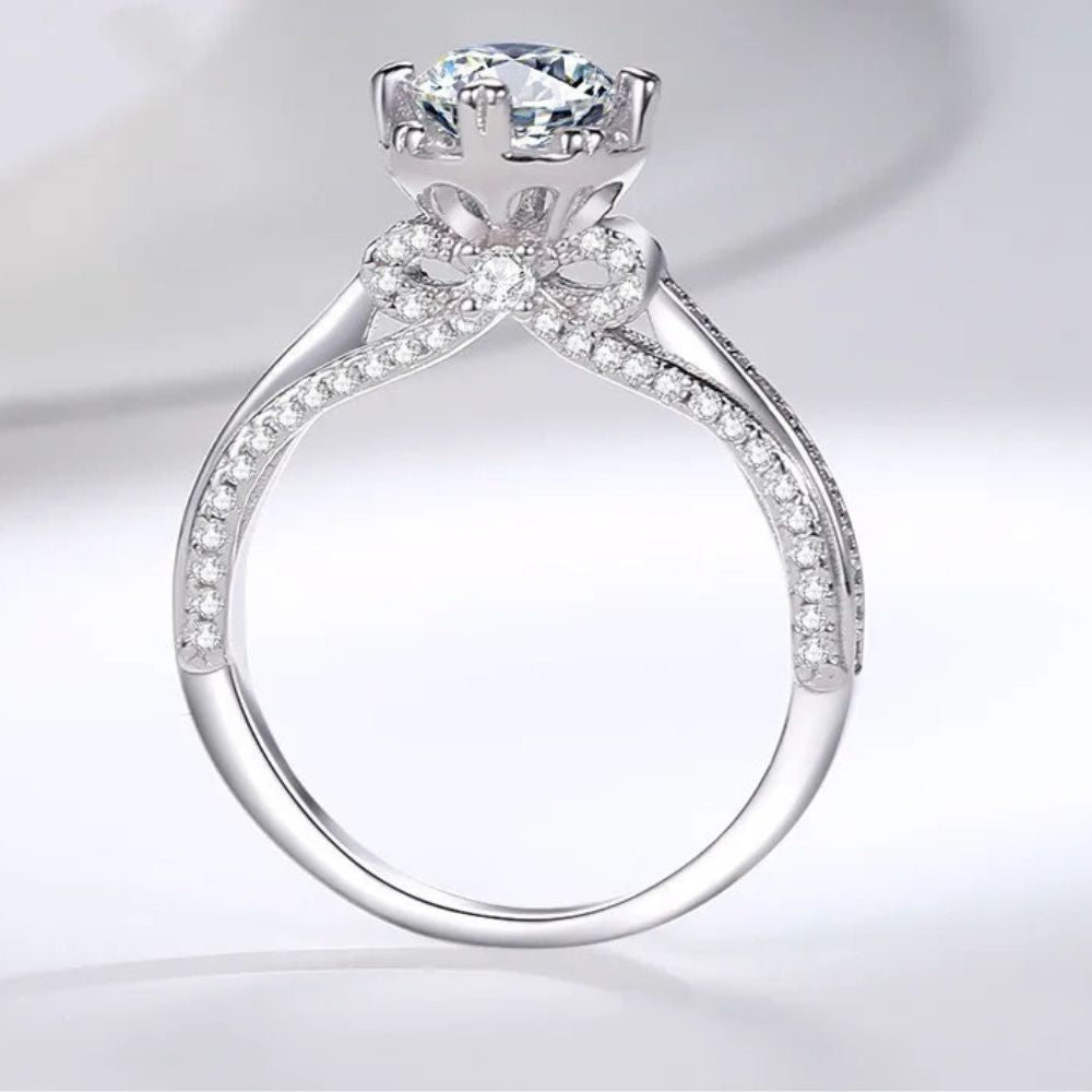 S925 Silver Knot Ring med 1ct Moissanite och