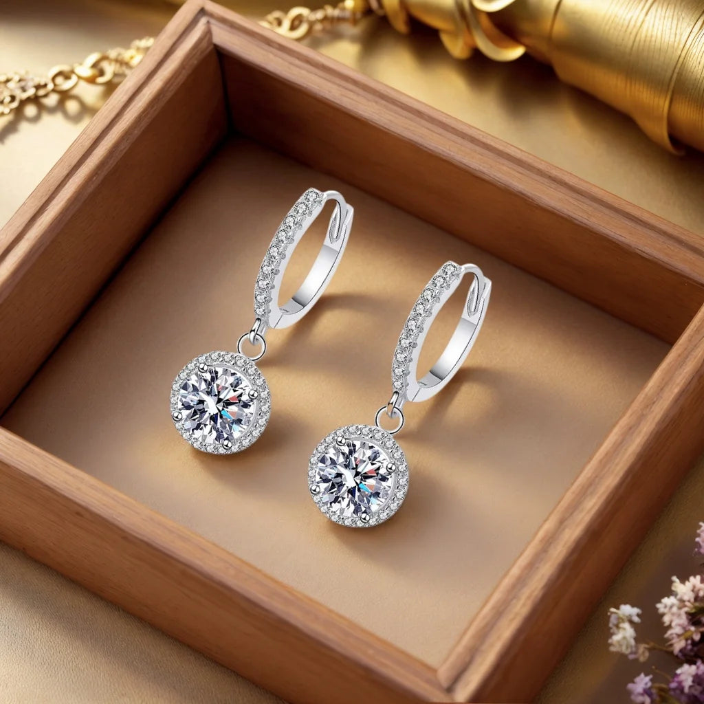 1 karat runda Moissanite örhängen för kvinnor i 925 silver