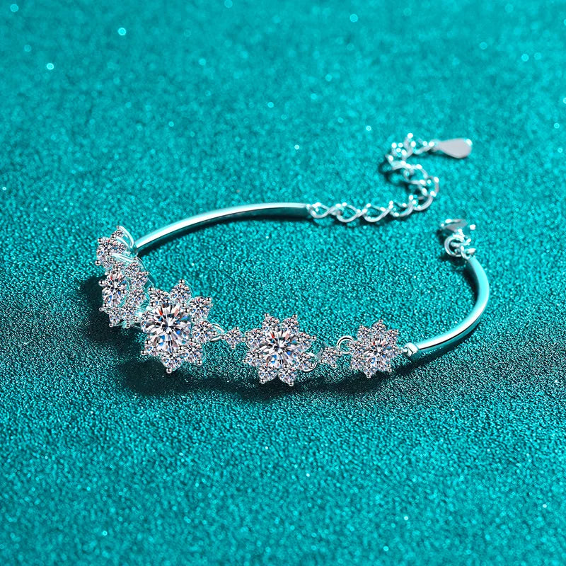2.6CT Moissanite Flower Armband i 925 Silver