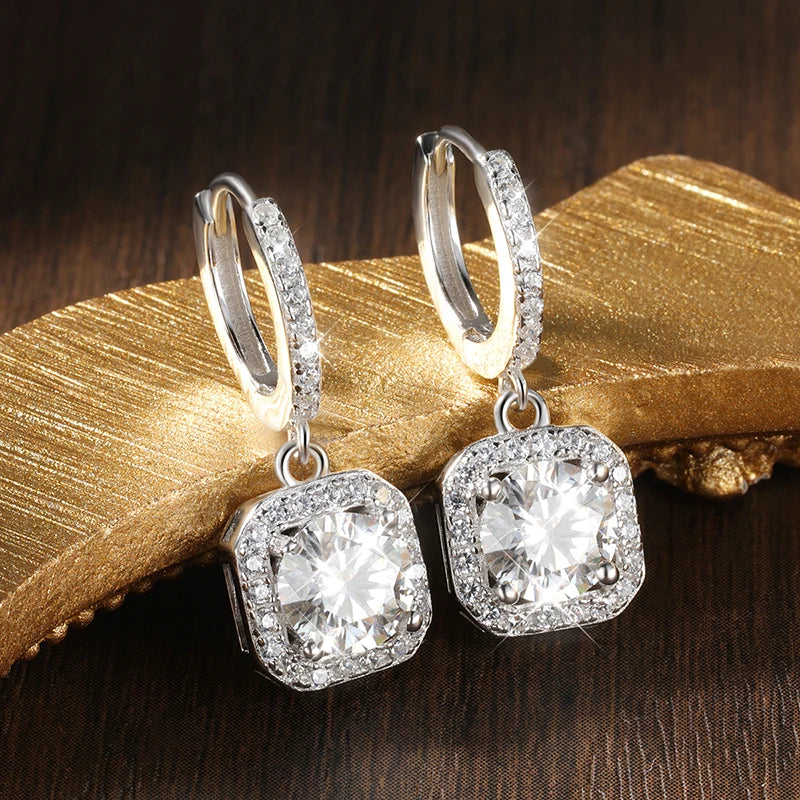 D Color Moissanite örhängen i 925 silver vitguldpläterad