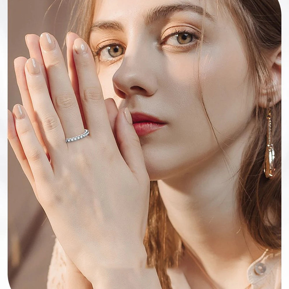 Moissanite Eternity Ring D 2mm i 18K vitguld
