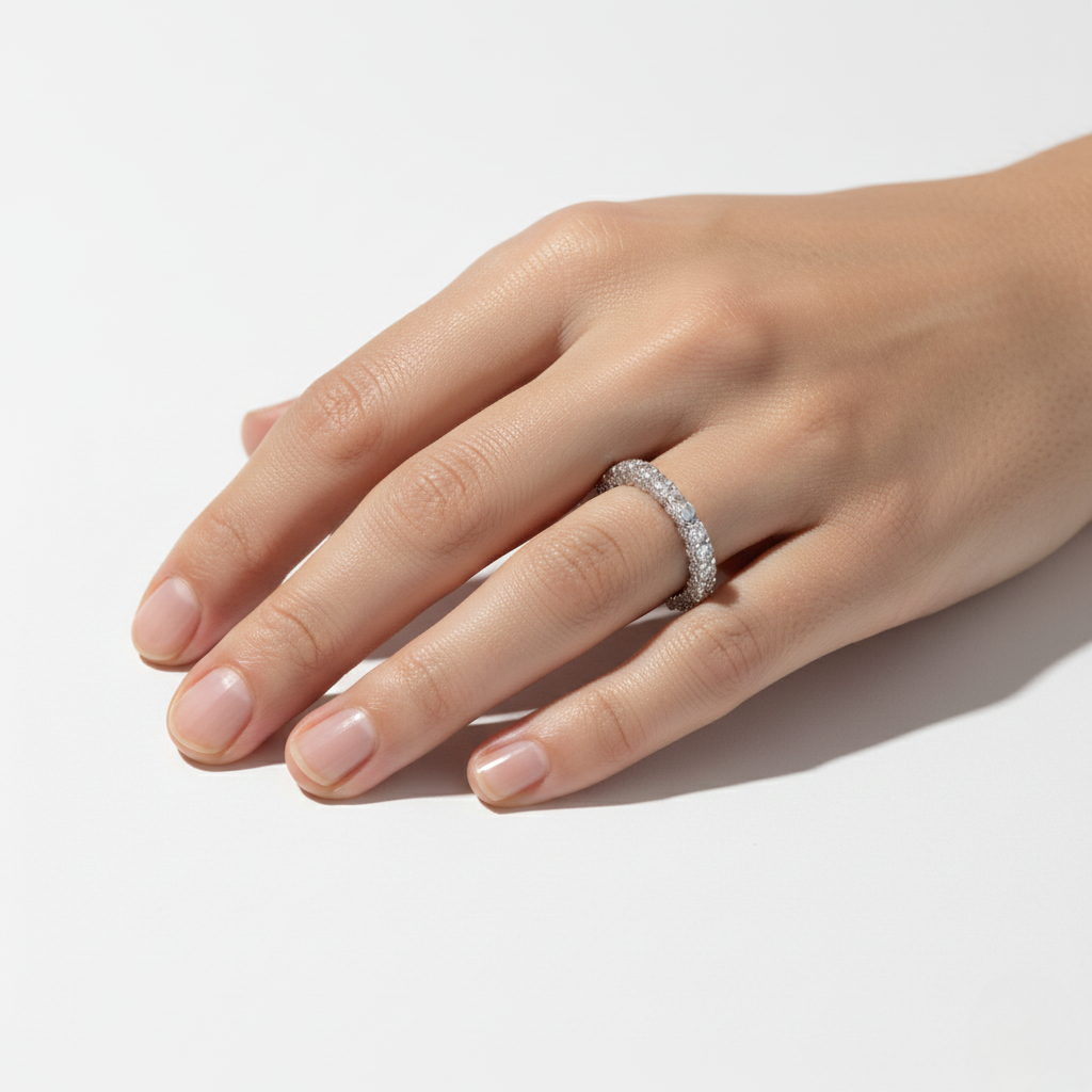 <tc>Transparens-ring – Ett rent och tidlöst glimmande</tc>