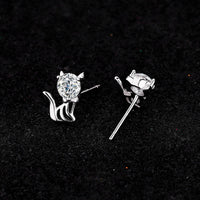 Personliga kattörhängen i 925 silver med Moissanite
