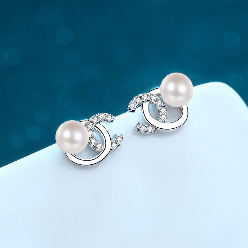 Pärlörhängen & CC-stil Moissanit i 925 silver