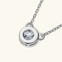 18K guldpläterat S925 silverhalsband med 1.0CT inlagd Moissanite