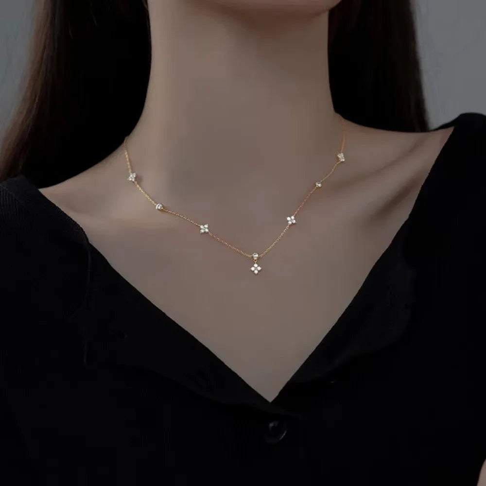 Zirkon fyrbladigt blomsterarmband för kvinnor guld rostfritt stål