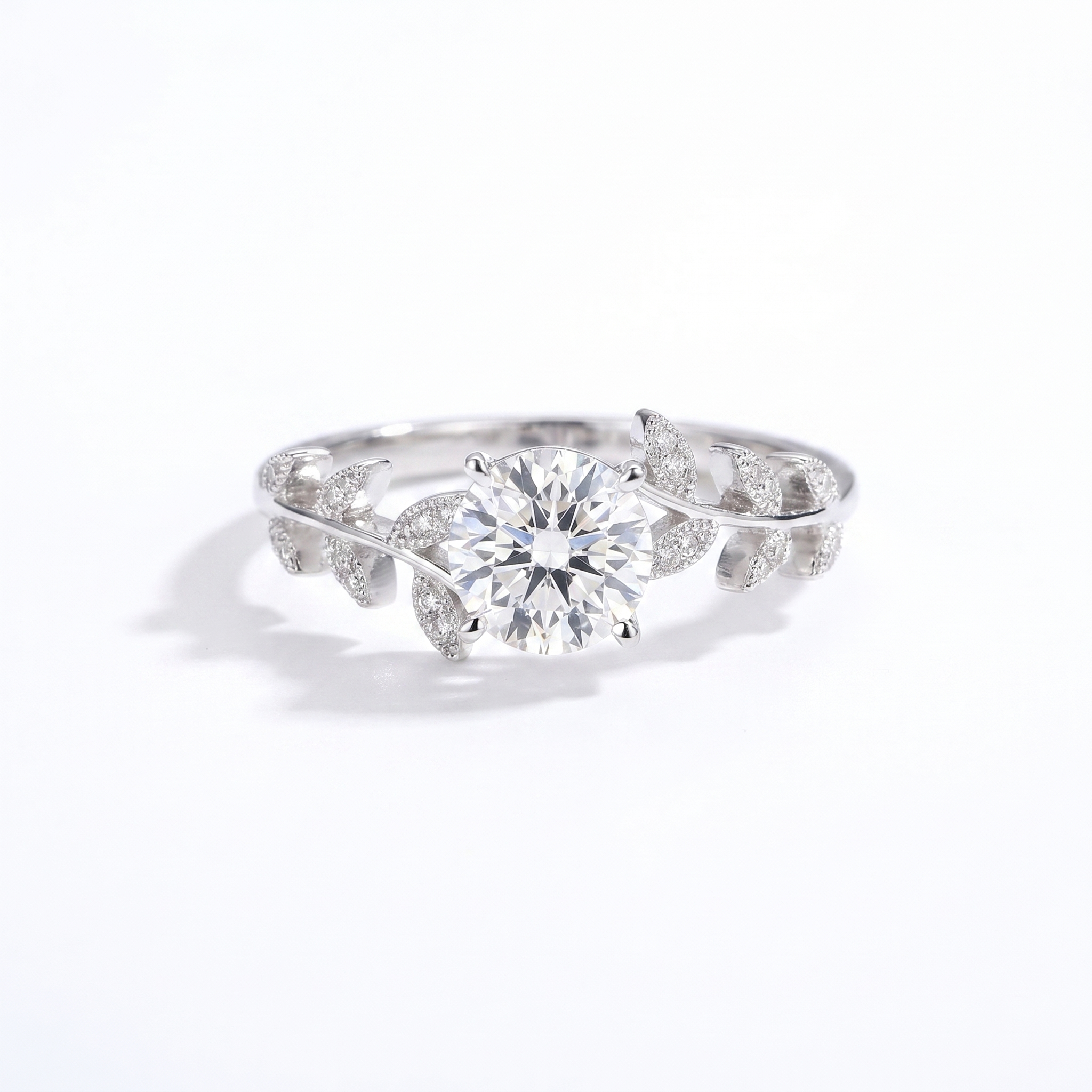 1CT Moissanite Leaf Ring i 925 Silver