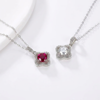 18K vitguld halsband med Moissanite och Ruby 1.0CT